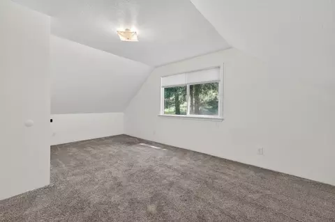 Bedroom - 4340 Fairglade Rd, Placerville, CA 95667 photo 6 of 9