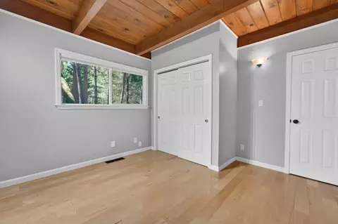 Bedroom - 4340 Fairglade Rd, Placerville, CA 95667 photo 2 of 9