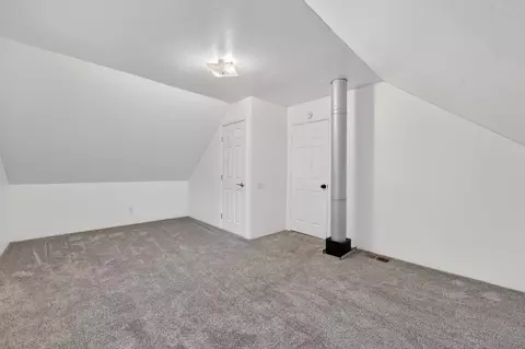 Bedroom - 4340 Fairglade Rd, Placerville, CA 95667 photo 9 of 9