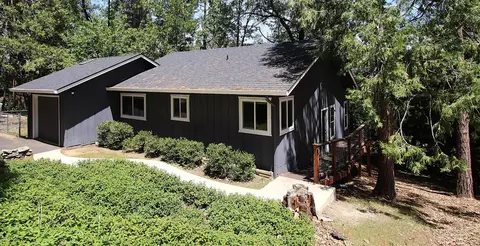 23875 Buckboard Ct, Sonora, CA 95370