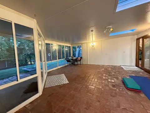 Exterior - 5706 Jeff Way, Carmichael, CA 95608 photo 5 of 12