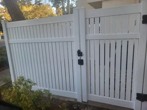 Exterior - 1174 Greene Ter, Davis, CA 95618 photo 5 of 6