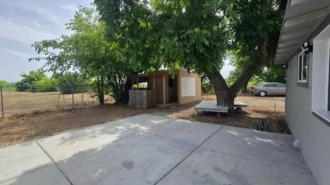 Exterior - 1632 11th Ave, Olivehurst, CA 95961 photo 8 of 9