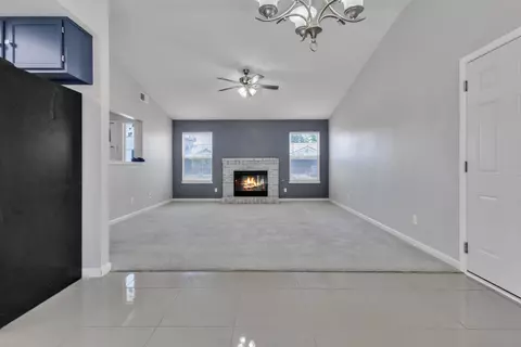 Living - 15510 Lottie Way, Lathrop, CA 95330 photo 14 of 14