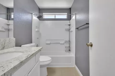 Bath - 15510 Lottie Way, Lathrop, CA 95330 photo 11 of 16