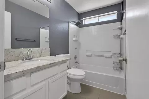 Bath - 15510 Lottie Way, Lathrop, CA 95330 photo 12 of 16