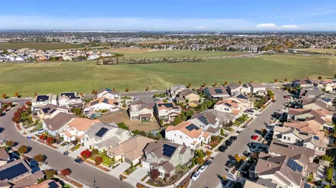View/Area - 2371 Rio Grande Dr, Tracy, CA 95377 photo 11 of 12