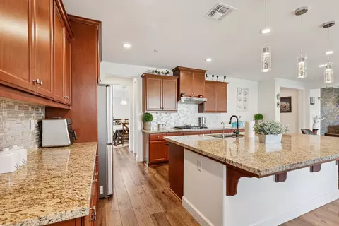 Kitchen - 2371 Rio Grande Dr, Tracy, CA 95377 photo 2 of 5