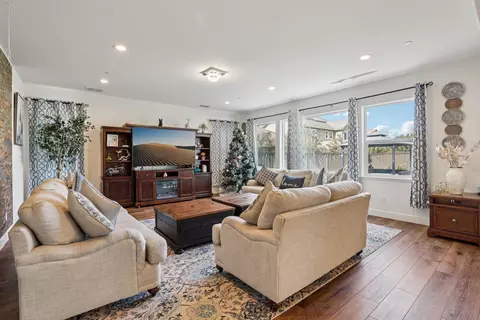Living - 2371 Rio Grande Dr, Tracy, CA 95377 photo 1 of 3