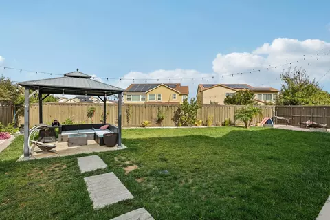 Exterior - 2371 Rio Grande Dr, Tracy, CA 95377 photo 5 of 6