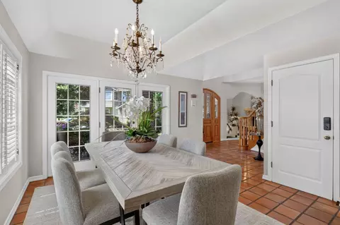 Dining - 6431 Orange Hill Ln, Carmichael, CA 95608 photo 2 of 5