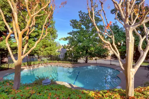 Exterior - 6431 Orange Hill Ln, Carmichael, CA 95608 photo 13 of 15