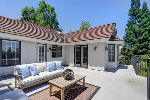 Exterior - 6431 Orange Hill Ln, Carmichael, CA 95608 photo 7 of 15