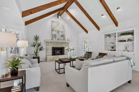 Living - 6431 Orange Hill Ln, Carmichael, CA 95608 photo 2 of 2