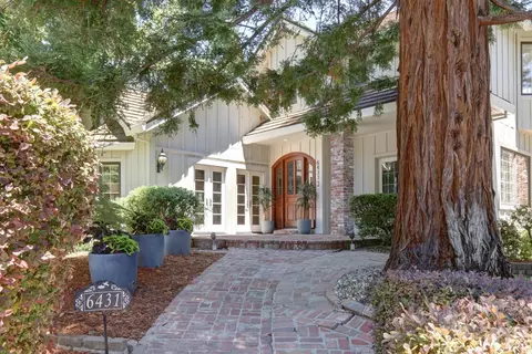 Exterior - 6431 Orange Hill Ln, Carmichael, CA 95608 photo 2 of 15