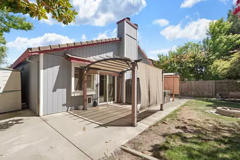 Exterior - 2109 Bluejay Way, Lodi, CA 95240 photo 9 of 15