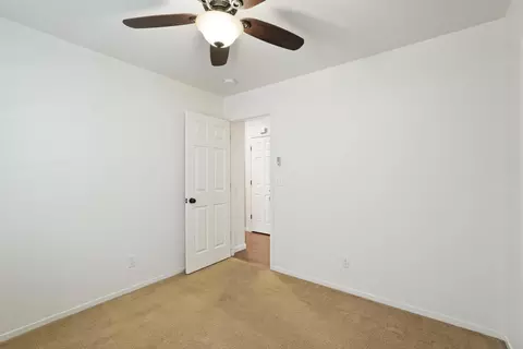 Bedroom - 2109 Bluejay Way, Lodi, CA 95240 photo 4 of 7