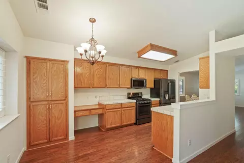 Kitchen - 2109 Bluejay Way, Lodi, CA 95240 photo 1 of 6