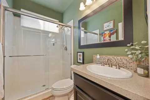 Bath - 2513 Alexandra Pl, Rocklin, CA 95765 photo 1 of 5