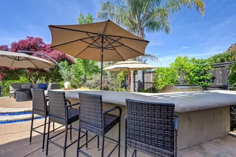 Exterior - 2513 Alexandra Pl, Rocklin, CA 95765 photo 13 of 23