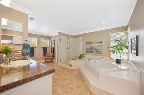 Bath - 2513 Alexandra Pl, Rocklin, CA 95765 photo 2 of 5