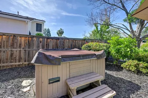 Exterior - 2513 Alexandra Pl, Rocklin, CA 95765 photo 22 of 23