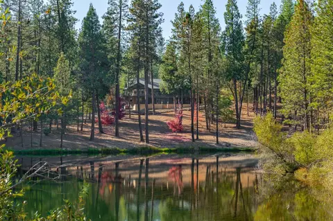 11790 Lowhills Rd, Nevada City, CA 95959