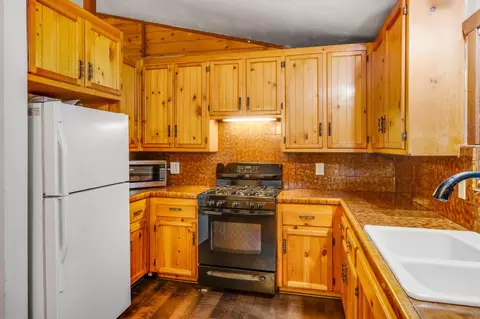 Kitchen - 7184 Pine Cone Dr, Pollock Pines, CA 95726 photo 4 of 5