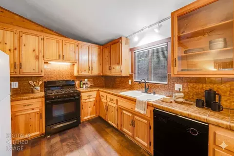 Kitchen - 7184 Pine Cone Dr, Pollock Pines, CA 95726 photo 3 of 5