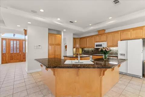 35 River Pointe Cir, Lodi, CA 95240 photo 29