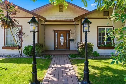 520 W 9th St, Tracy, CA 95376