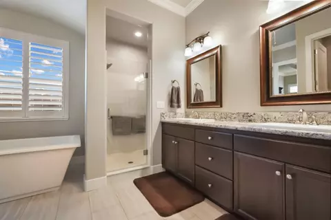 Bath - 2119 Moya Pl, Manteca, CA 95337 photo 1 of 6