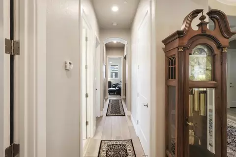 Entry Way - 2119 Moya Pl, Manteca, CA 95337 photo 5 of 8