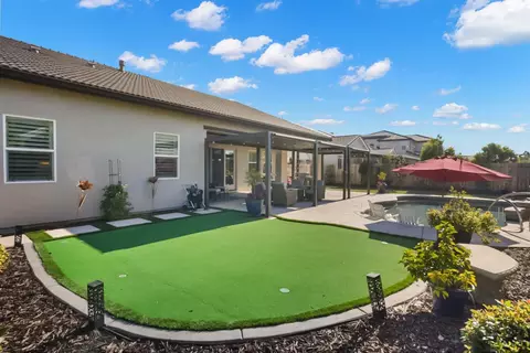 Exterior - 2119 Moya Pl, Manteca, CA 95337 photo 10 of 14