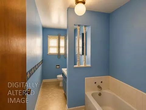Bath - 1103 Custer Ct, Modesto, CA 95351 photo 2 of 6