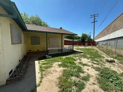 Exterior - 1103 Custer Ct, Modesto, CA 95351 photo 5 of 7
