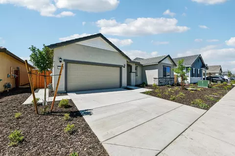 2508 Oleander Dr, Lodi, CA 95242 photo 2