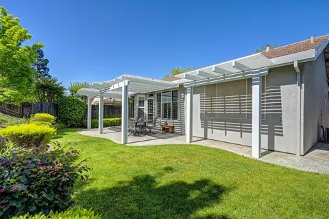 Exterior - 4075 Coldwater Dr, Rocklin, CA 95765 photo 8 of 10