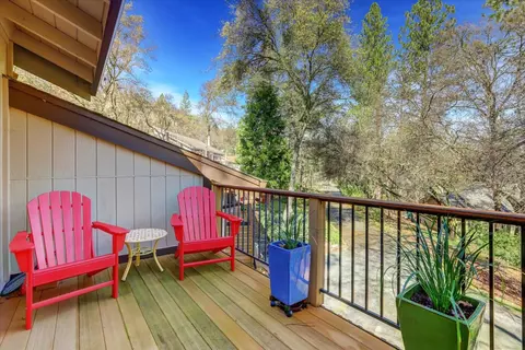 Exterior - 19308 Explorer Ct, Penn Valley, CA 95946 photo 5 of 26