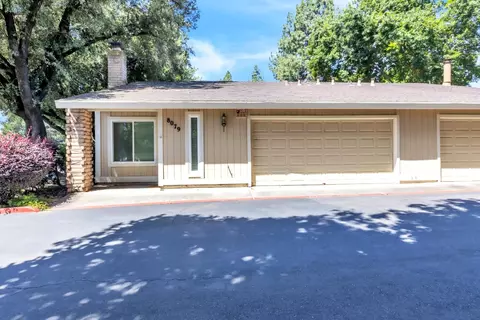 8079 La Riviera Dr, Sacramento, CA 95826