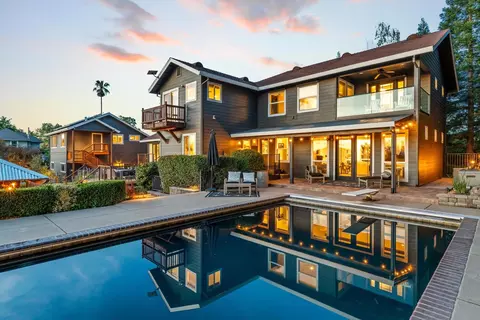 7380 Ridge Rd, Newcastle, CA 95658