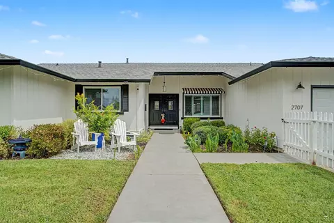 2707 Latham Dr, Sacramento, CA 95864