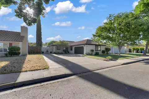 Exterior - 941 Arambel Dr, Patterson, CA 95363 photo 5 of 5