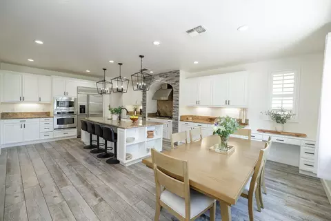 Kitchen - 1682 Fairway Oaks Ct, Ripon, CA 95366 photo 5 of 7