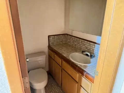 Bath - 22460 Canyon Way, Colfax, CA 95713 photo 1 of 9