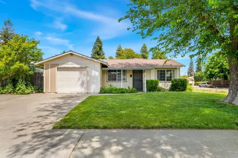 342 Bright Day Dr, Woodland, CA 95695