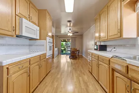 Entry Way - 1215 Del Vale Ave, Modesto, CA 95350 photo 4 of 4