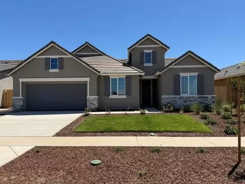 1756 S Shore Way, Plumas Lake, CA 95961