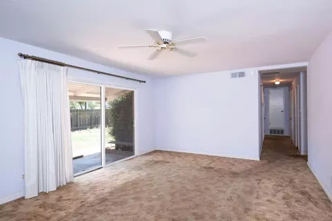 Living - 1532 Hialeah Dr, Modesto, CA 95350 photo 2 of 3
