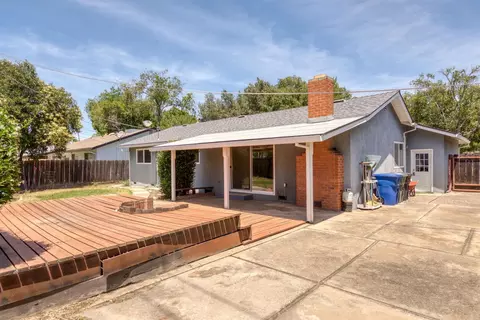 Exterior - 1532 Hialeah Dr, Modesto, CA 95350 photo 6 of 11